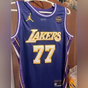 New Stitched Los Angeles Lakers Luka Doncic #77 Purple men’s Jersey